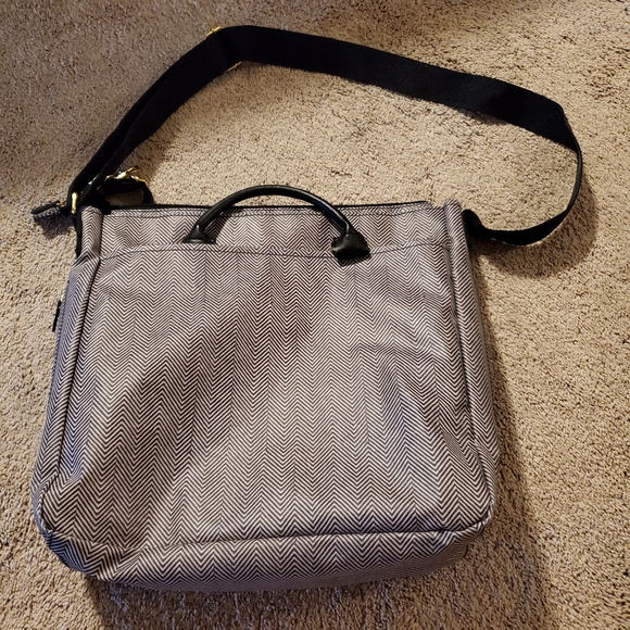 Skip Hop Duo Special Edition - Picture 2 of 2